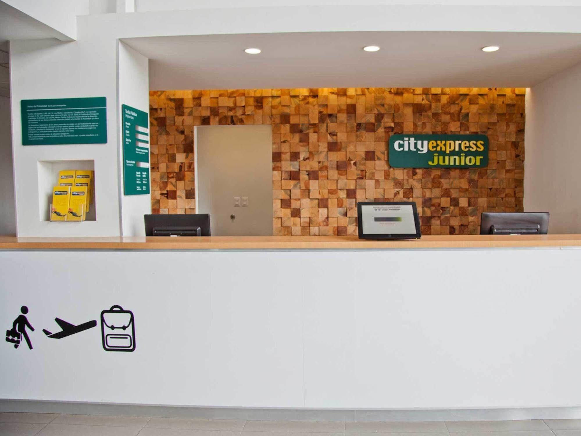 City Express Junior By Marriott Ciudad Del Carmen Aeropuerto Dış mekan fotoğraf